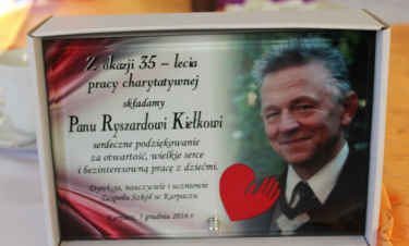 Zwykły - niezwykły. 35-lecie pracy charytatywnej Ryszarda Kiełka